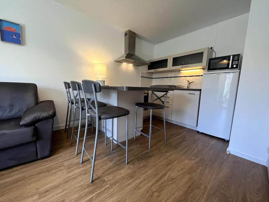 Appartement Hyper Centre Конкарно Екстер'єр фото